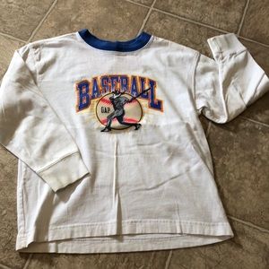 GAP KIDS size S/6–7 baseball long sleeve top. Excellent condition